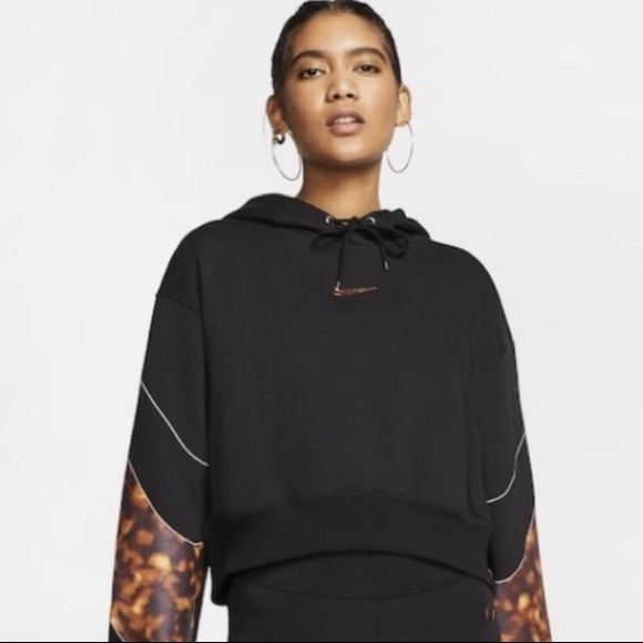 Nike Tops - Nike hoodie SOLD!!